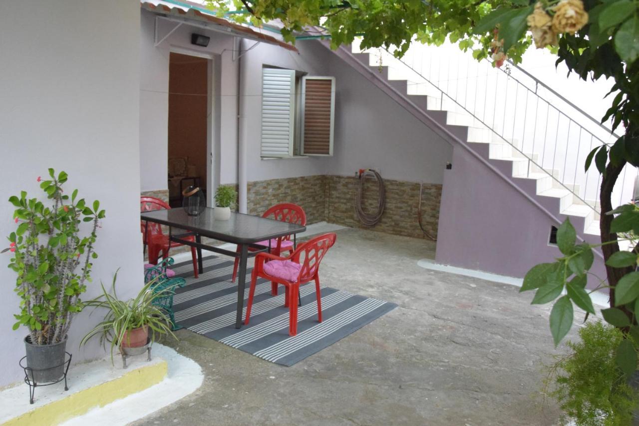 Kalamata Home, Agia Triada Екстериор снимка