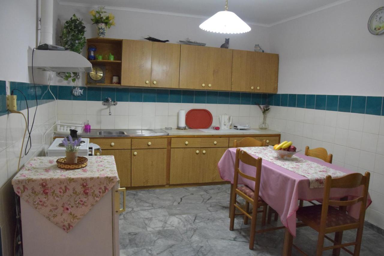 Kalamata Home, Agia Triada Екстериор снимка